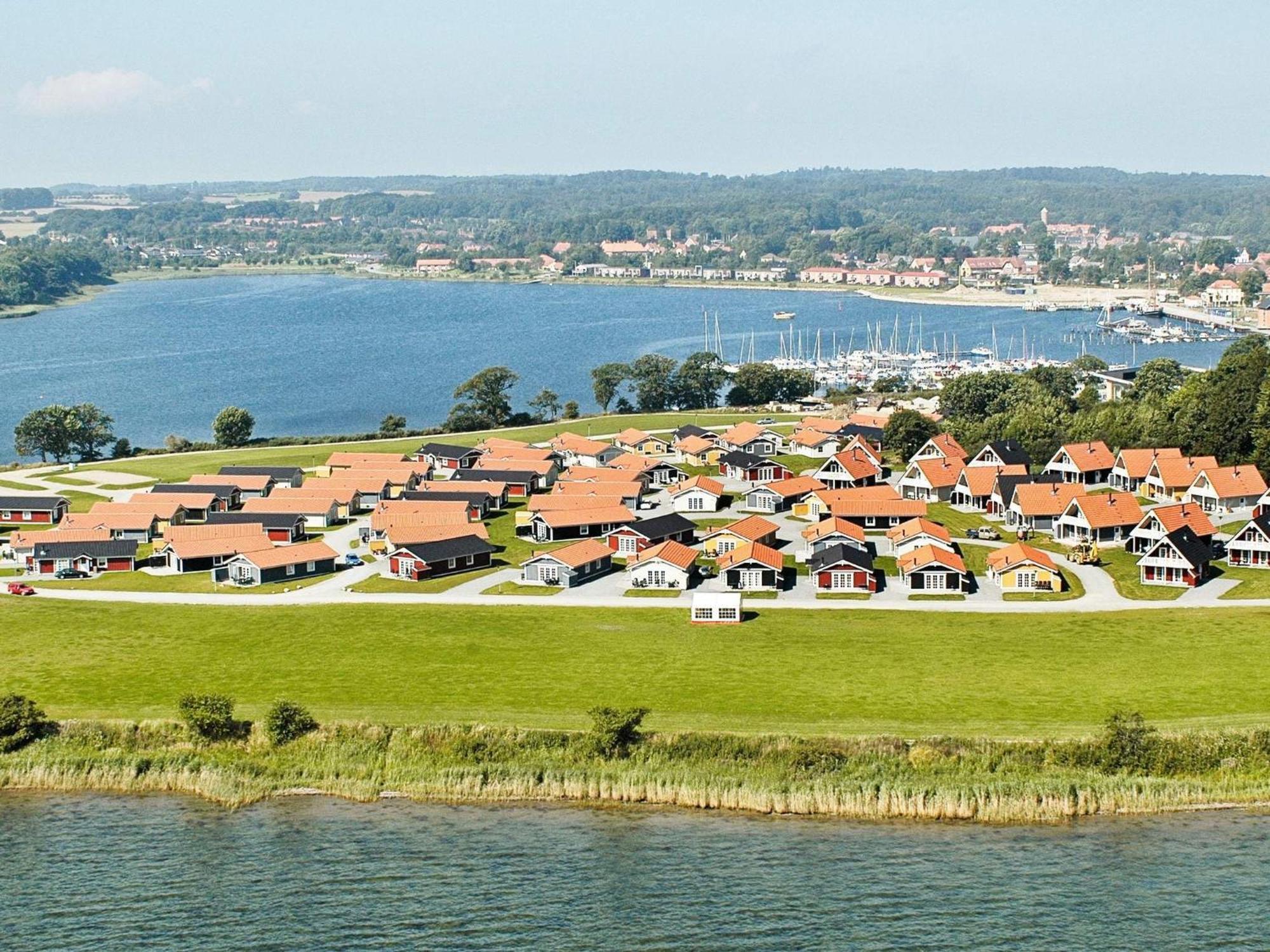 6 Person Holiday Home On A Holiday Park In Gr Sten Гростен Экстерьер фото